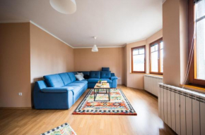Duplex Apartment for up to 12 people- Old Town
